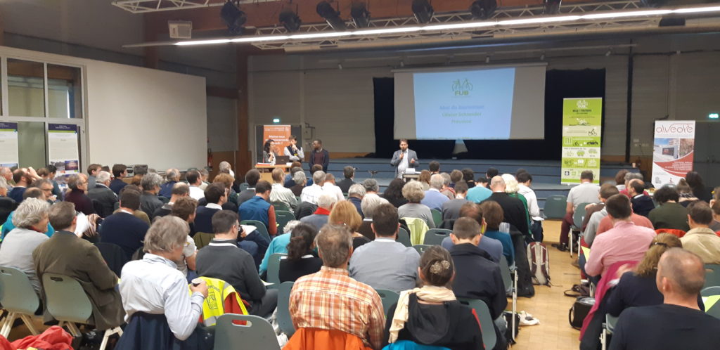 Les journées du samedi et du dimanche se sont déroulées salle Pierre Guédou